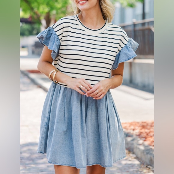 easel Dresses & Skirts - Easel Expected Beauty Cream Striped Dress